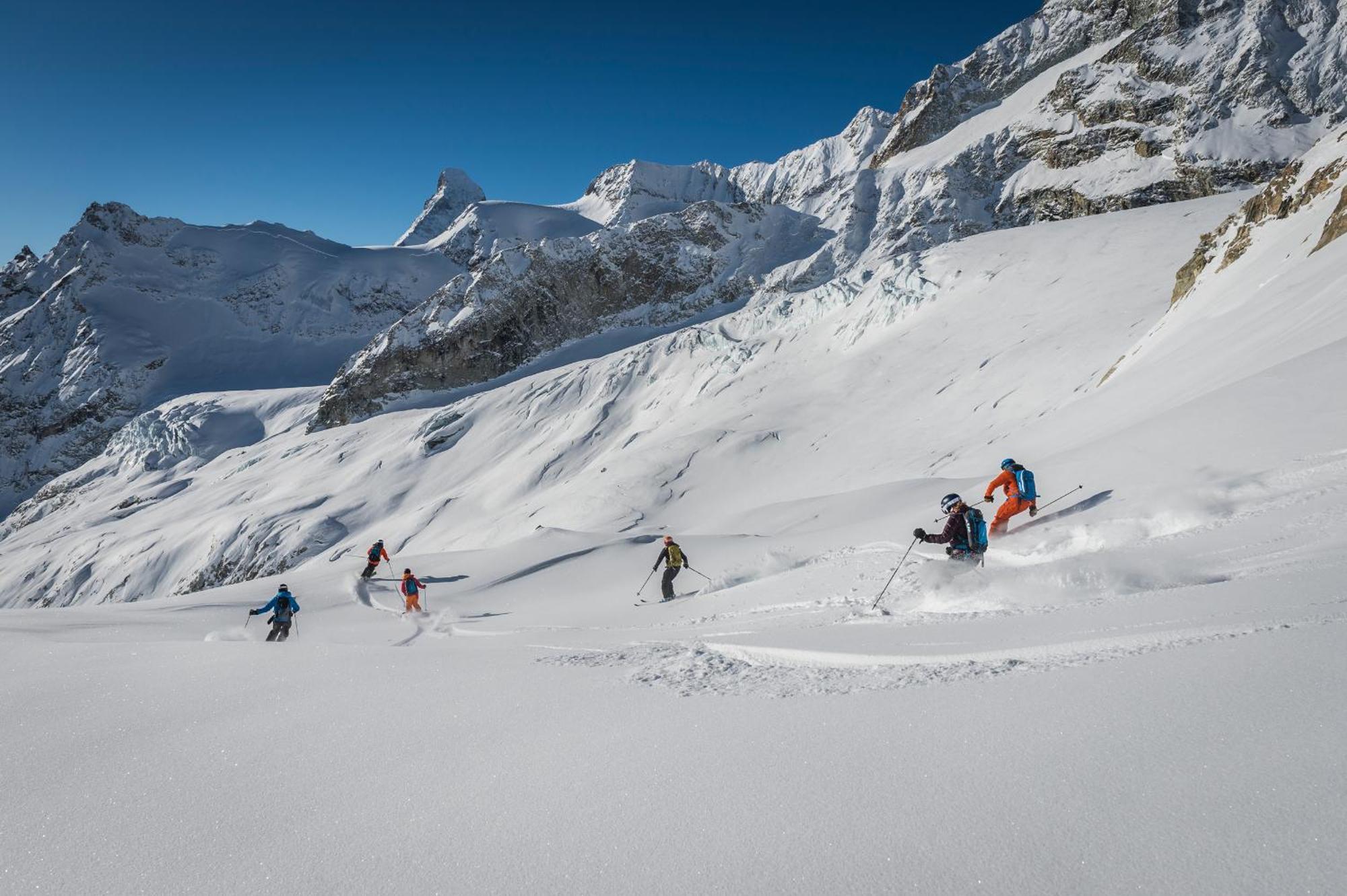 Basecamp Hotel Zermatt Exterior photo