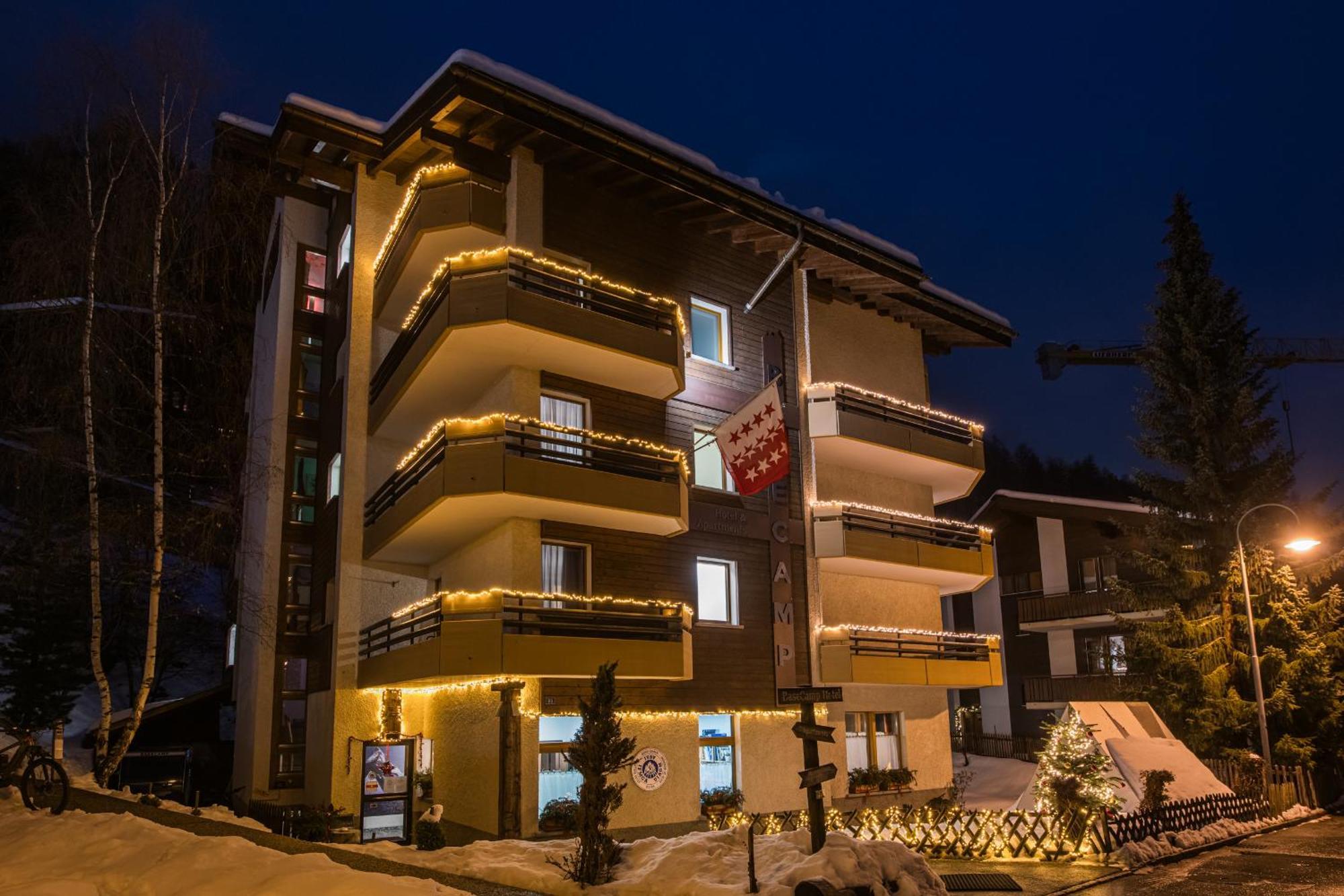 Basecamp Hotel Zermatt Exterior photo